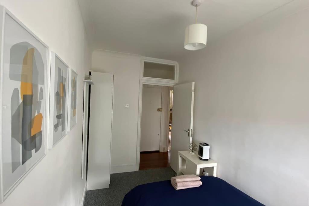 2 Bedroom Flat In Camberwell Green - Central Location With Excellent Connections To Tourist Attractions And Main London Airports Екстериор снимка